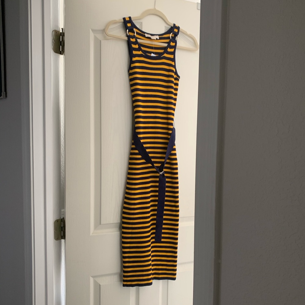 Gorgeous Michael Kors body con 👗